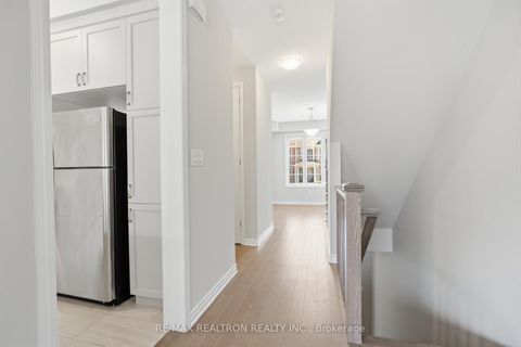 Photo 12 at 77 Casely Avenue, Rural Richmond Hill, Richmond Hill