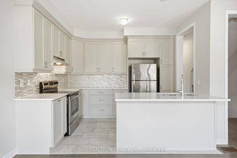 Photo 13 at 77 Casely Avenue, Rural Richmond Hill, Richmond Hill