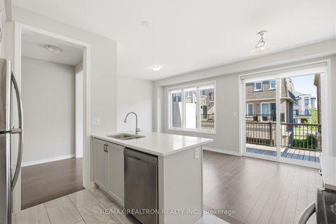 Photo 15 at 77 Casely Avenue, Rural Richmond Hill, Richmond Hill