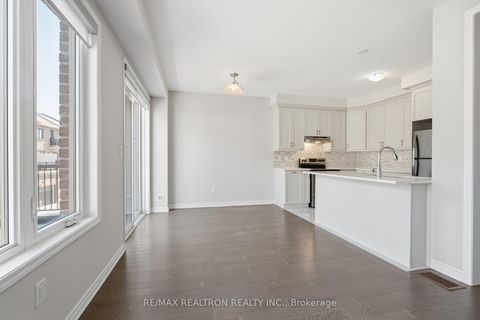 Photo 18 at 77 Casely Avenue, Rural Richmond Hill, Richmond Hill