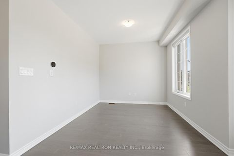 Photo 23 at 77 Casely Avenue, Rural Richmond Hill, Richmond Hill