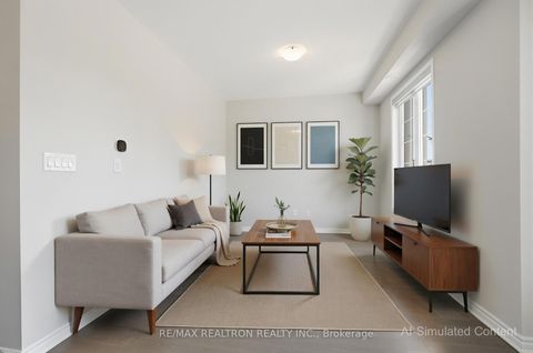 Photo 24 at 77 Casely Avenue, Rural Richmond Hill, Richmond Hill
