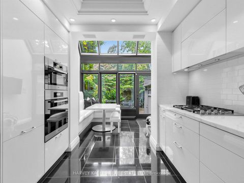 Photo 10 at 32 Bernard Avenue, Annex, Toronto