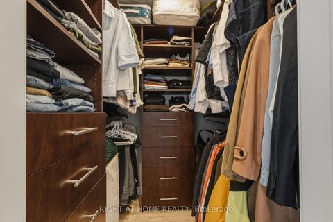 Photo 18 at 1701 - 576 Front Street W, Waterfront Communities C1, Toronto