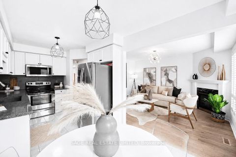 Photo 7 at 153 Rideau Drive, Langstaff, Richmond Hill