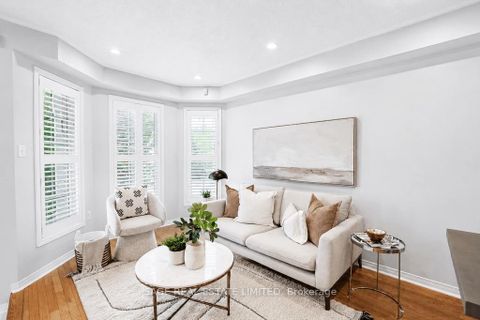 Photo 8 at 153 Rideau Drive, Langstaff, Richmond Hill