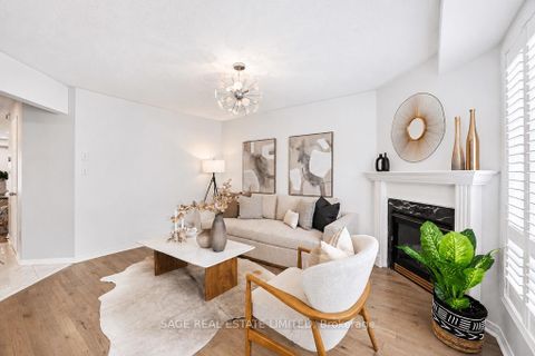 Photo 12 at 153 Rideau Drive, Langstaff, Richmond Hill