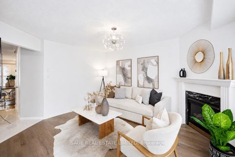Photo 14 at 153 Rideau Drive, Langstaff, Richmond Hill
