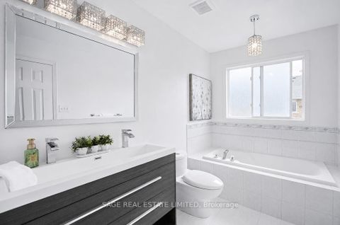 Photo 16 at 153 Rideau Drive, Langstaff, Richmond Hill