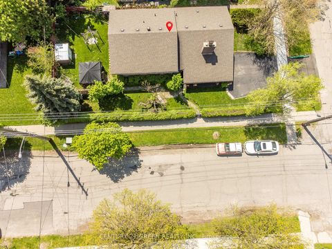 Photo 23 at 19 Eriksdale Road, Markland Wood, Toronto