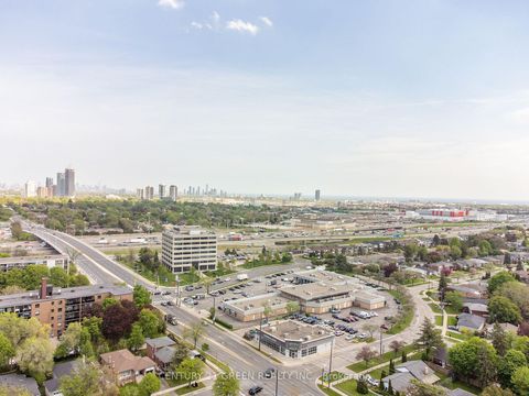 Photo 32 at 19 Eriksdale Road, Markland Wood, Toronto