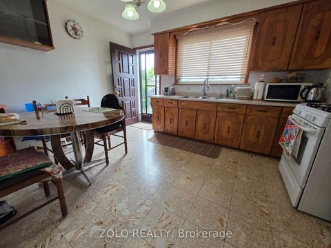 Photo 7 at 64 Prescott Avenue, Pellam Park, Toronto