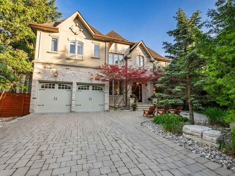 Photo 1 at 35 Wentworth Avenue, Westgate, Toronto