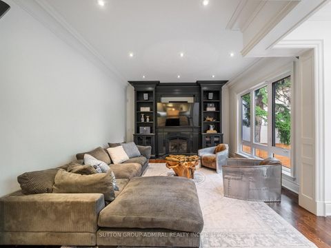 Photo 14 at 35 Wentworth Avenue, Westgate, Toronto