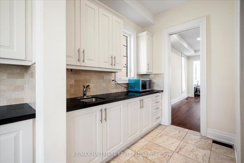 Photo 14 at 293 Torrey Pines Road, Kleinburg, Vaughan