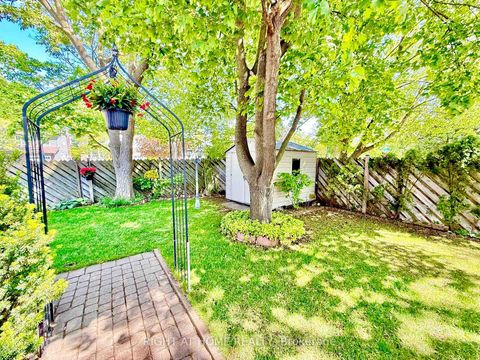 Photo 7 at 50 Rathfon Crescent, North Richvale, Richmond Hill