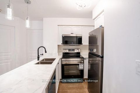 Photo 12 at 808 - 18 Yonge Street, Waterfront Communities C1, Toronto