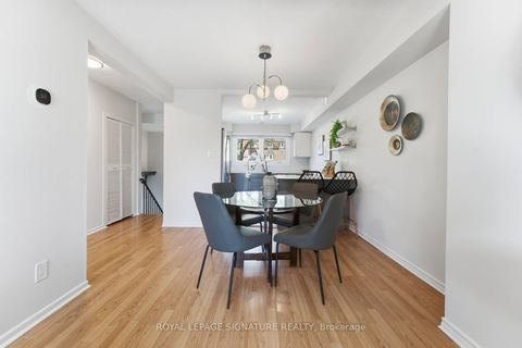 Photo 2 at 42 - 121 Centennial Road, Centennial Scarborough, Toronto