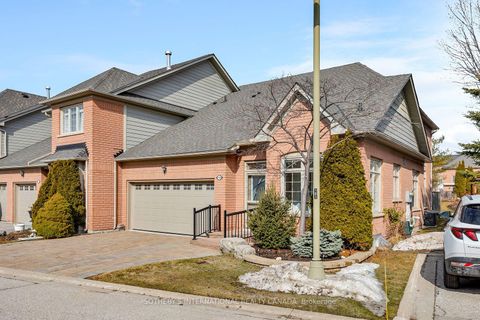 Photo 1 at 10 Belle Terre Way, Greensborough, Markham
