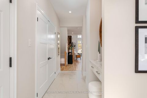 Photo 3 at 10 Belle Terre Way, Greensborough, Markham