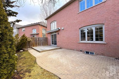 Photo 18 at 10 Belle Terre Way, Greensborough, Markham