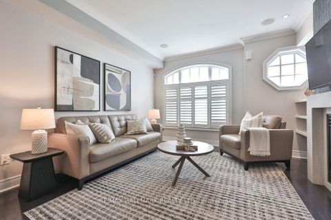 Photo 1 at 32 Lobo Mews, City Centre West, Toronto