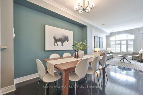 Photo 3 at 32 Lobo Mews, City Centre West, Toronto