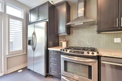 Photo 8 at 32 Lobo Mews, City Centre West, Toronto
