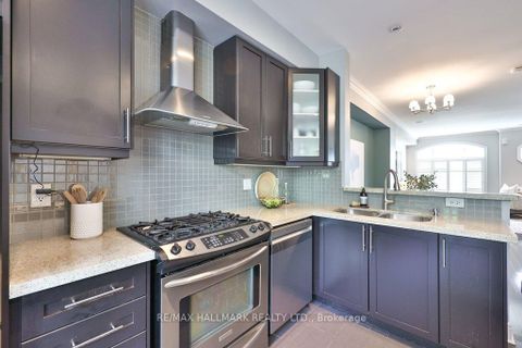 Photo 9 at 32 Lobo Mews, City Centre West, Toronto