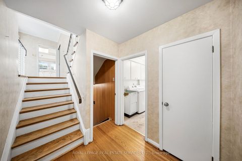 Photo 22 at 28 Bemersyde Drive, Rosethorn, Toronto