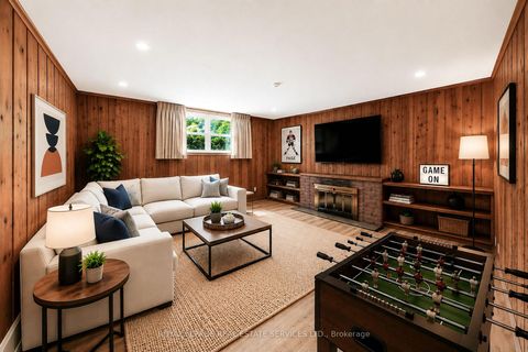 Photo 24 at 28 Bemersyde Drive, Rosethorn, Toronto