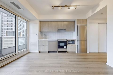 Photo 4 at 2109 - 395 Bloor Street, North St. James Town, Toronto