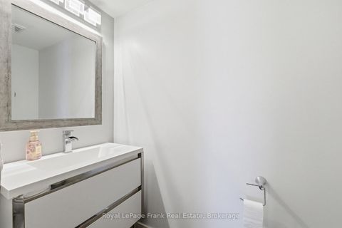 Photo 29 at 13 Fenchurch Manor, Painswick South, Barrie