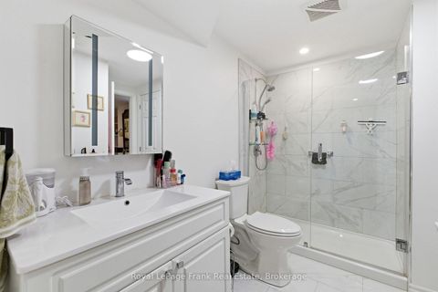 Photo 30 at 13 Fenchurch Manor, Painswick South, Barrie