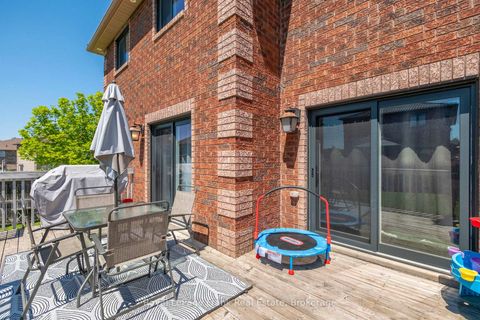 Photo 46 at 13 Fenchurch Manor, Painswick South, Barrie