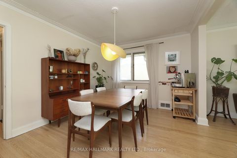 Photo 10 at 33 Stag Hill Drive, Parkview, Toronto