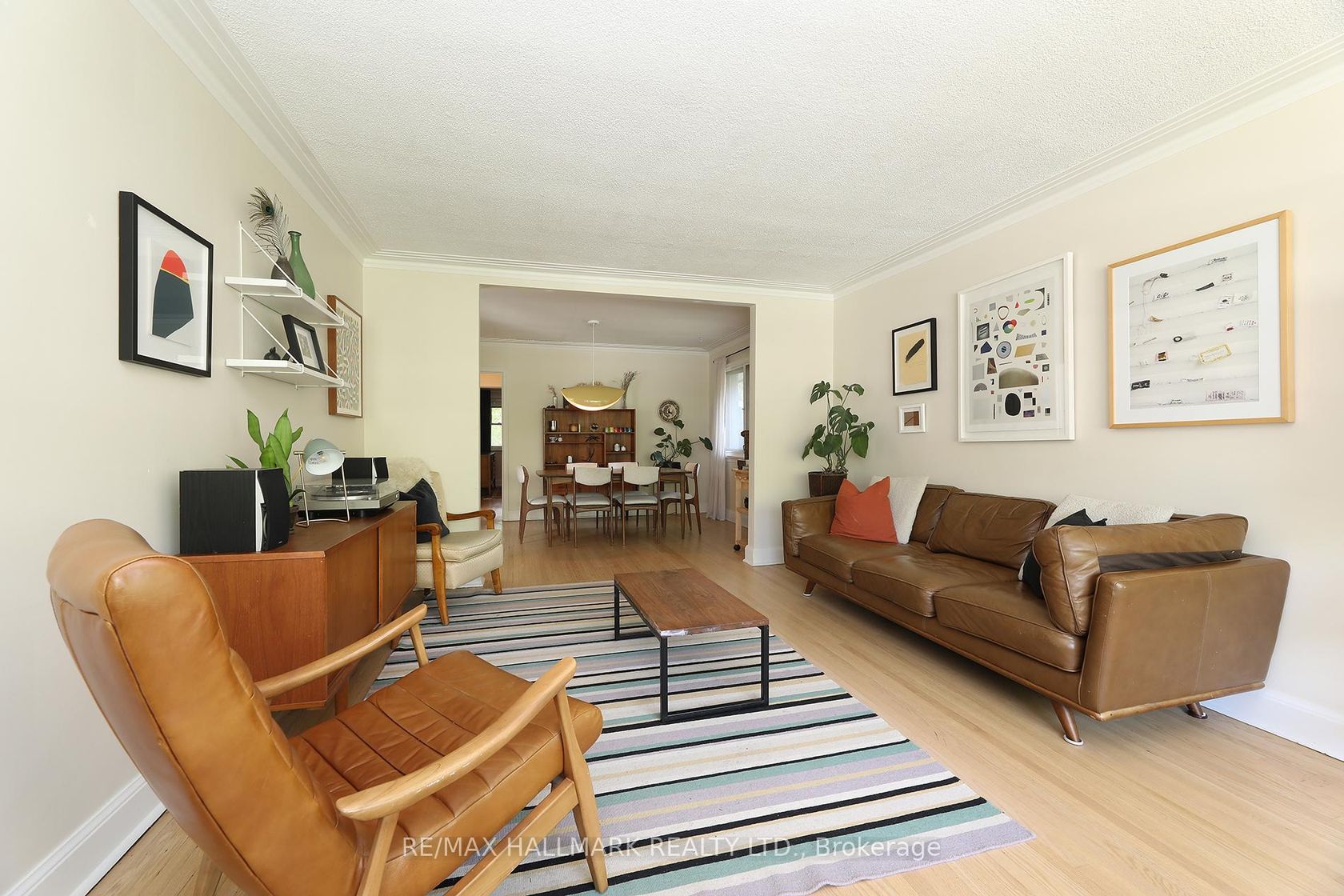 Photo 7 at 33 Stag Hill Drive, Parkview, Toronto
