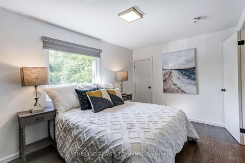 Photo 17 at 79 Maughan Crescent, Woodbine Corridor, Toronto