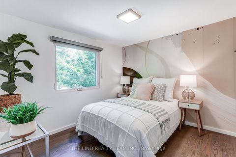 Photo 18 at 79 Maughan Crescent, Woodbine Corridor, Toronto