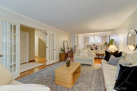 Photo 2 at 59 Beveridge Drive, Donalda, Toronto