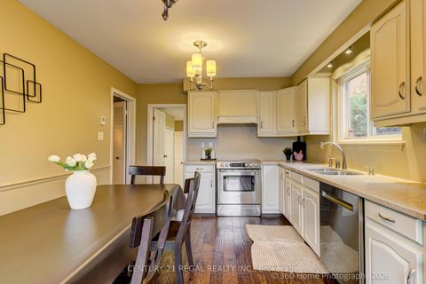 Photo 4 at 59 Beveridge Drive, Donalda, Toronto