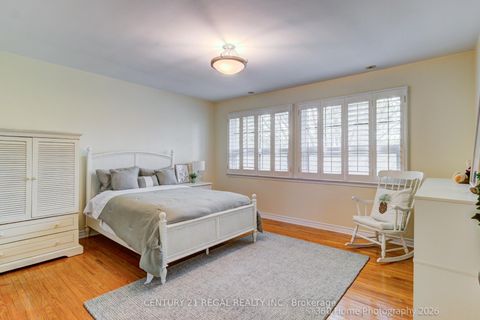 Photo 11 at 59 Beveridge Drive, Donalda, Toronto