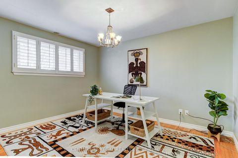 Photo 14 at 59 Beveridge Drive, Donalda, Toronto