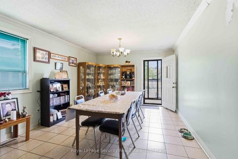 Photo 9 at 73 Saint Andrews Boulevard, The Westway, Toronto