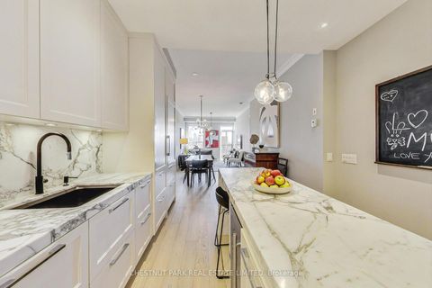 Photo 6 at 1104 - 48 St Clair Avenue W, St. Clair, Toronto