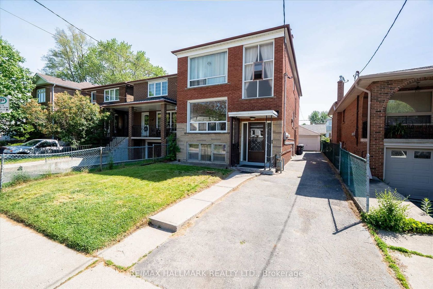 11 Priscilla Avenue, Bloor West Village, Toronto photo 3