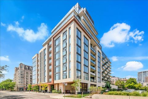 Photo 0 at 606 - 6 Jackes Avenue, Moore Park, Toronto