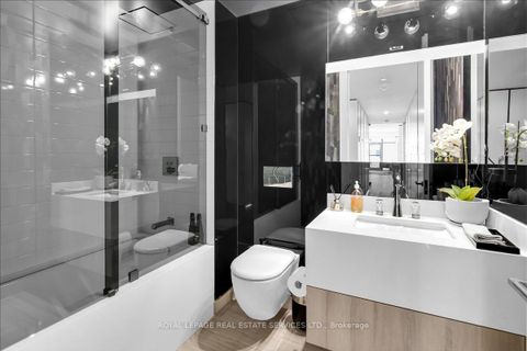 Photo 34 at 606 - 6 Jackes Avenue, Moore Park, Toronto