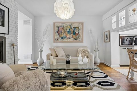 Photo 11 at 84 Connaught Avenue, Newtonbrook West, Toronto