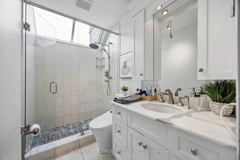 Photo 25 at 84 Connaught Avenue, Newtonbrook West, Toronto